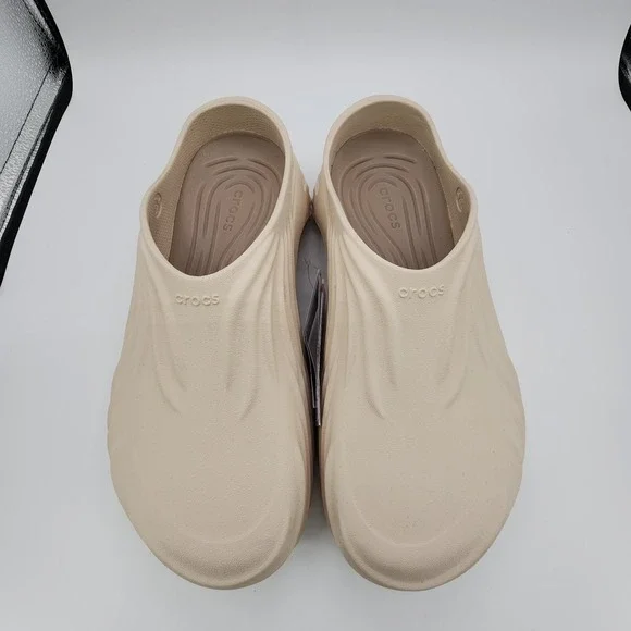 Crocs Echo Wave Shoes Mens Size 11 Almond Tint‎ Clog 210521-0LL NEW in Box